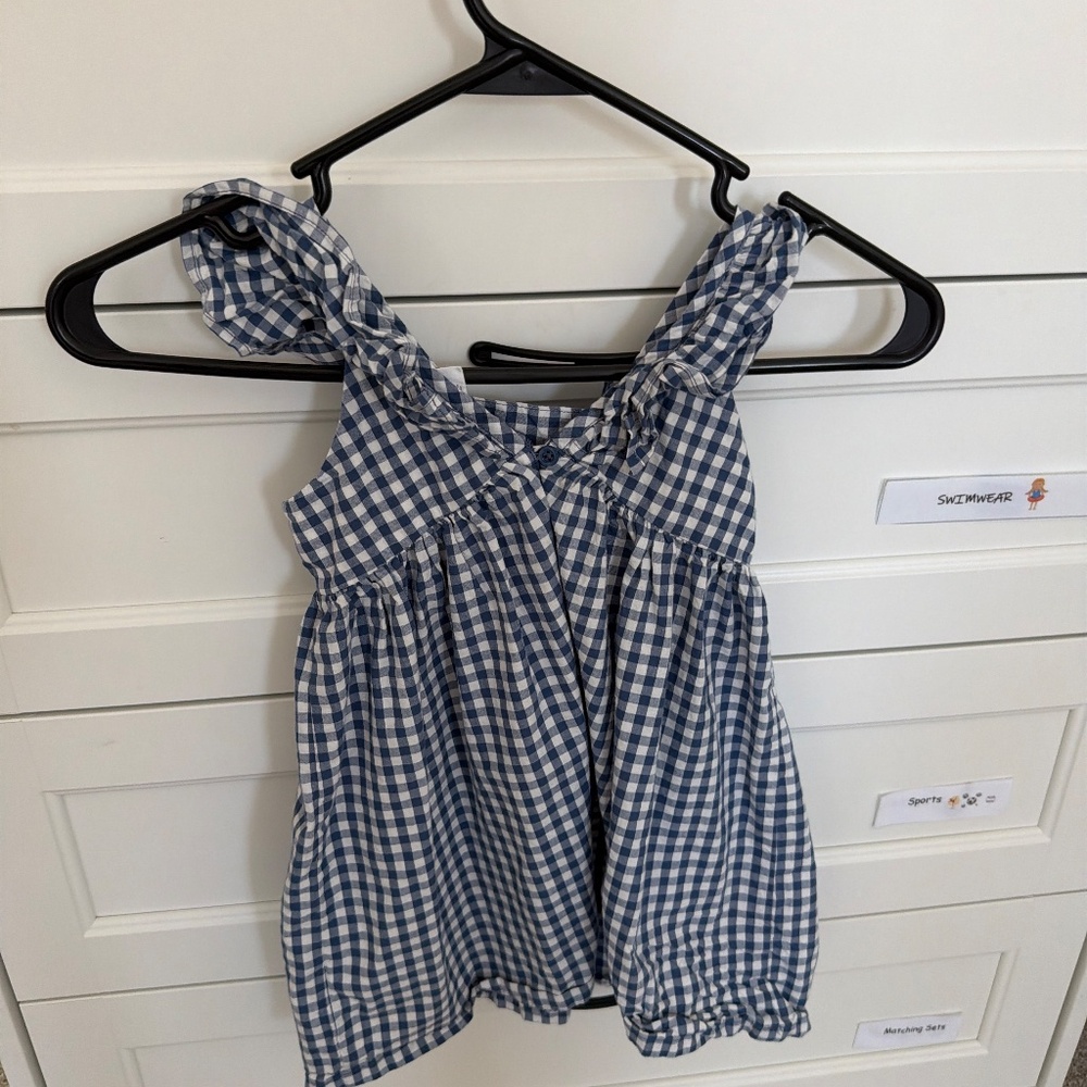 Baby Gap 3T outfits - Picture 4 of 7